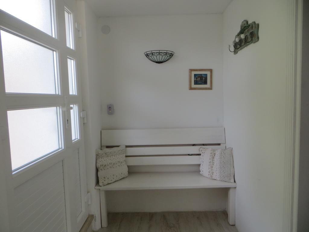 Holiday Home Artina 2 Ловиште Экстерьер фото