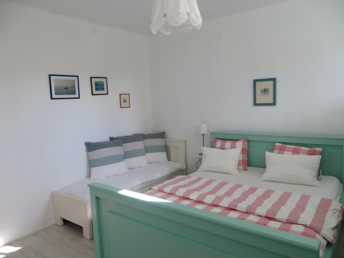 Holiday Home Artina 2 Ловиште Экстерьер фото